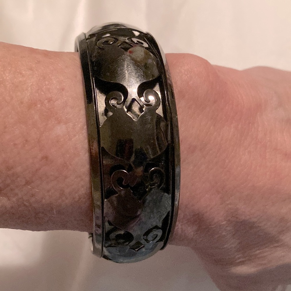 Vintage dark pewter-colored laser cut bangle bracelet